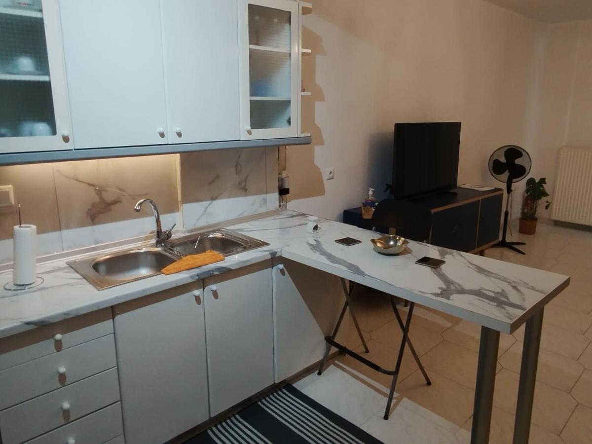 Η Ελπίδα Και Η Γιάννα Ξεκίνησαν Ένα Χώρο Cute Appartement Volos Buitenkant foto